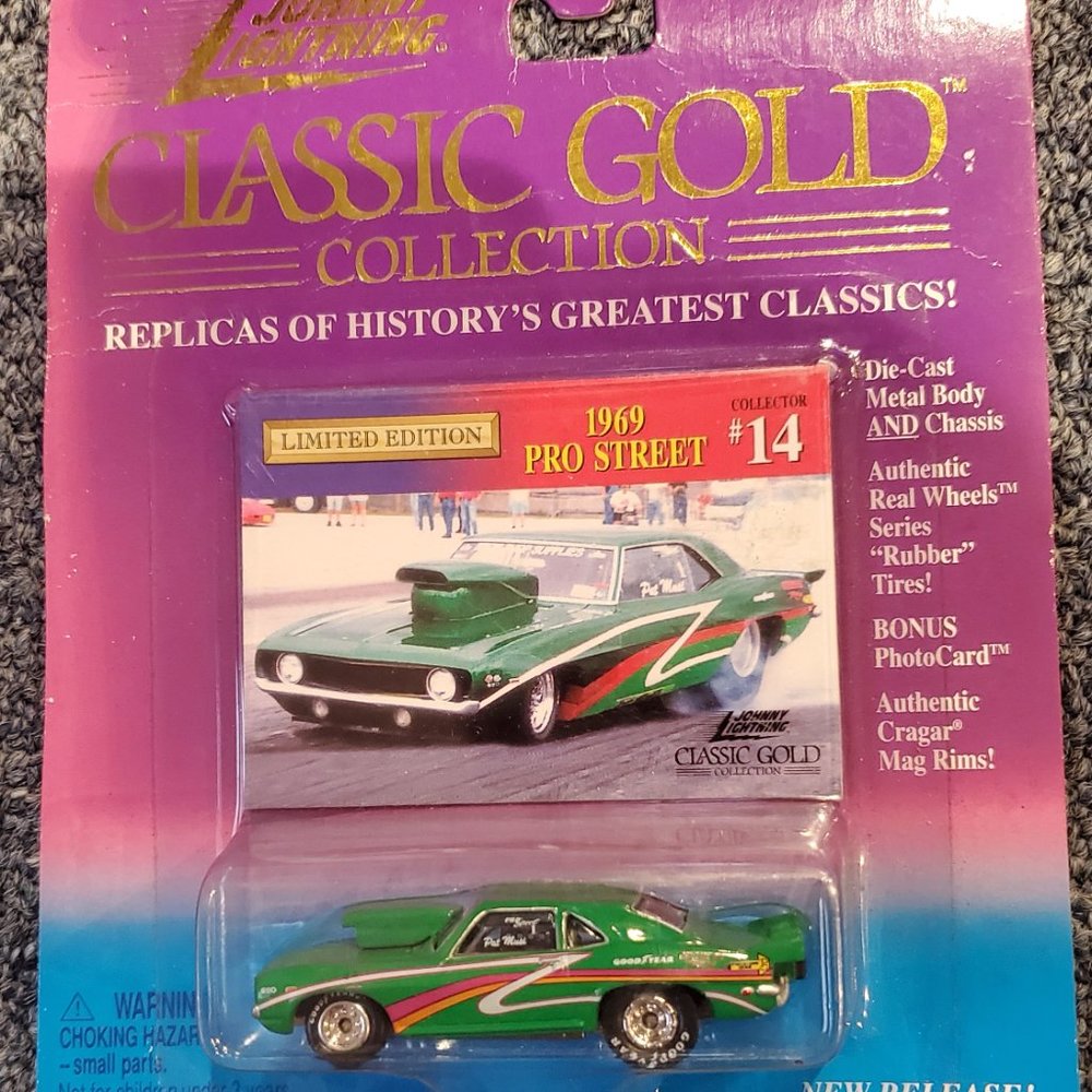 Johnny Lightning 1969 Pro Street (Green) - #14